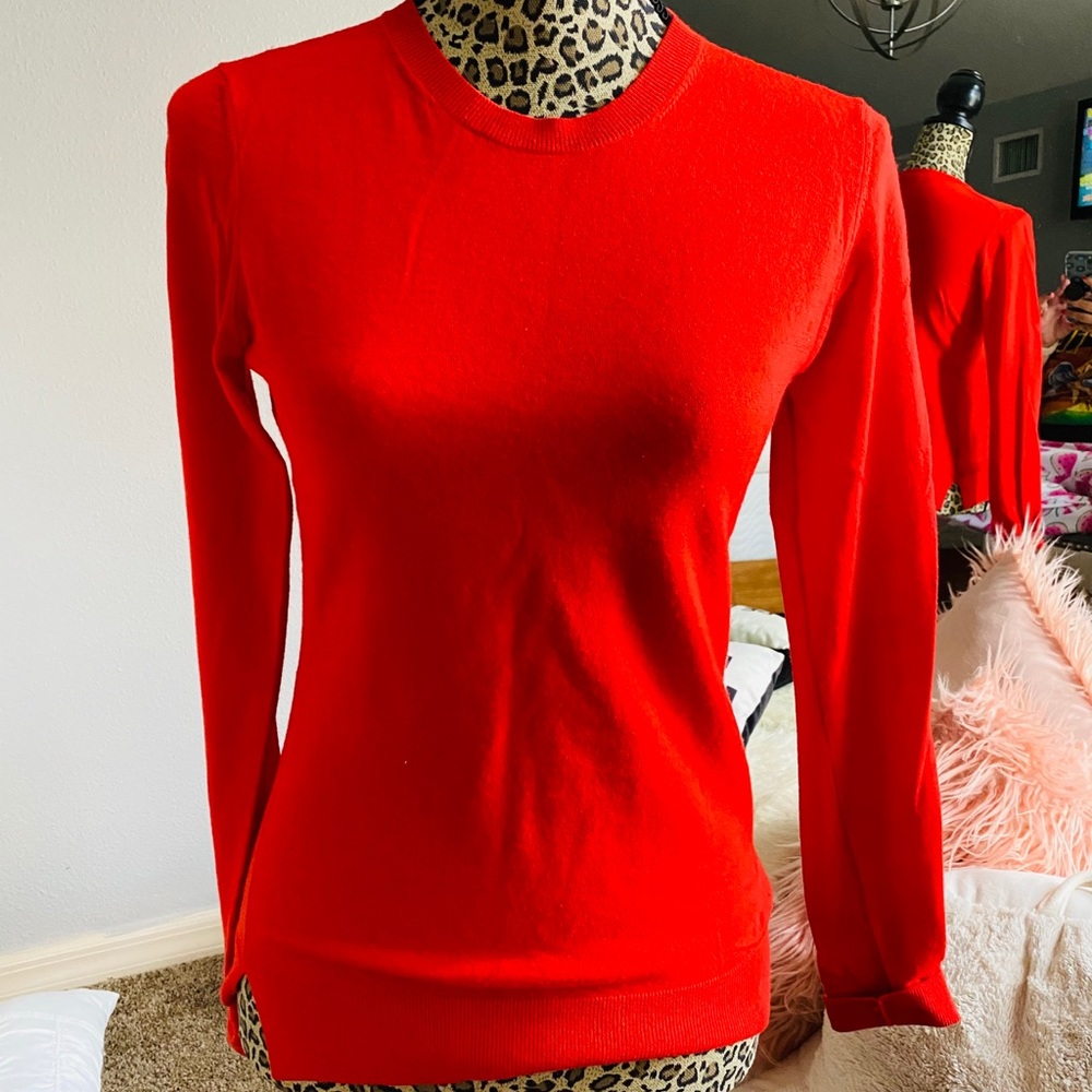 Theory sweater